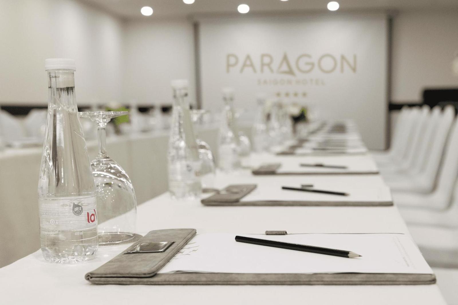 Paragon Saigon Hotel Хошимін Екстер'єр фото