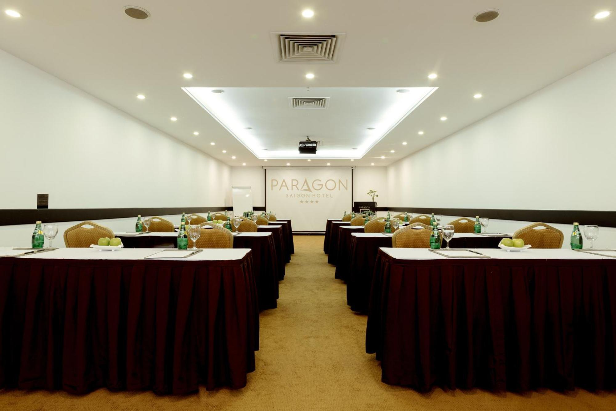 Paragon Saigon Hotel Хошимін Екстер'єр фото